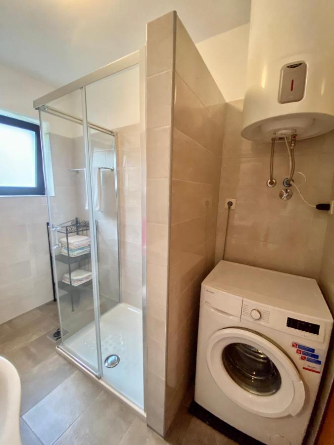 Apartman Mira Opatija Exteriör bild